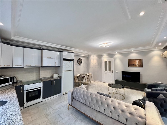 Wohnung 2+1 500 m vom Meer entfernt im Stadtteil Oba