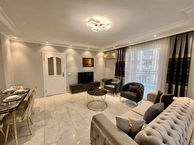 Wohnung 2+1 500 m vom Meer entfernt im Stadtteil Oba