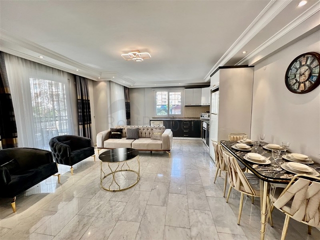 Wohnung 2+1 500 m vom Meer entfernt im Stadtteil Oba