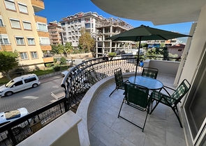 Wohnung 2+1 500 m vom Meer entfernt im Stadtteil Oba