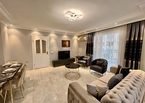 Wohnung 2+1 500 m vom Meer entfernt im Stadtteil Oba