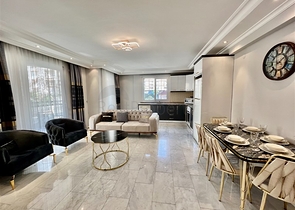 Wohnung 2+1 500 m vom Meer entfernt im Stadtteil Oba