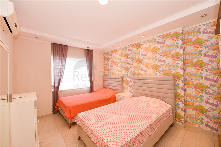 Geräumige 4+1-Wohnung in Avsallar