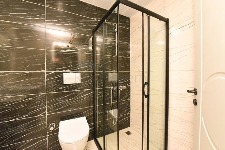 Geräumiges 4+1 Penthouse in Dschikkilli