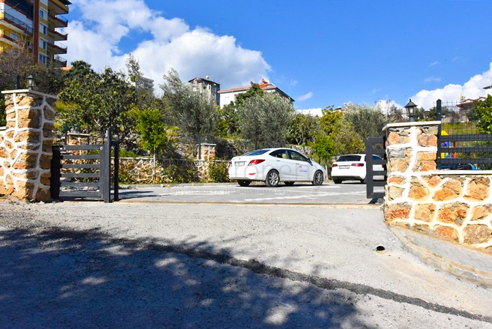 Geräumiges 4+1 Penthouse in Dschikkilli