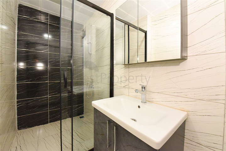 Geräumiges 4+1 Penthouse in Dschikkilli