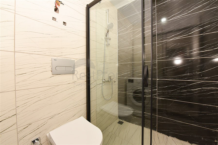 Geräumiges 4+1 Penthouse in Dschikkilli