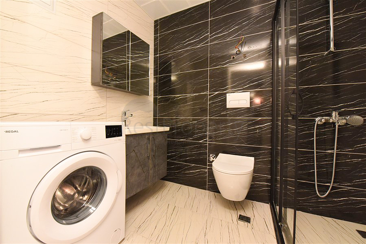 Geräumiges 4+1 Penthouse in Dschikkilli