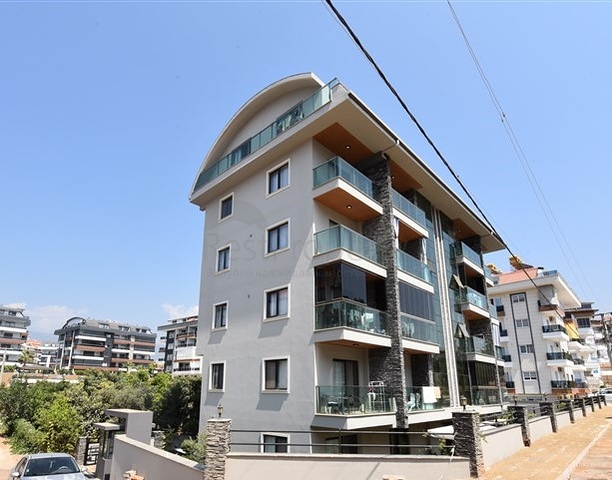 2+1 Penthouse im Design-Design im Stadtteil Oba