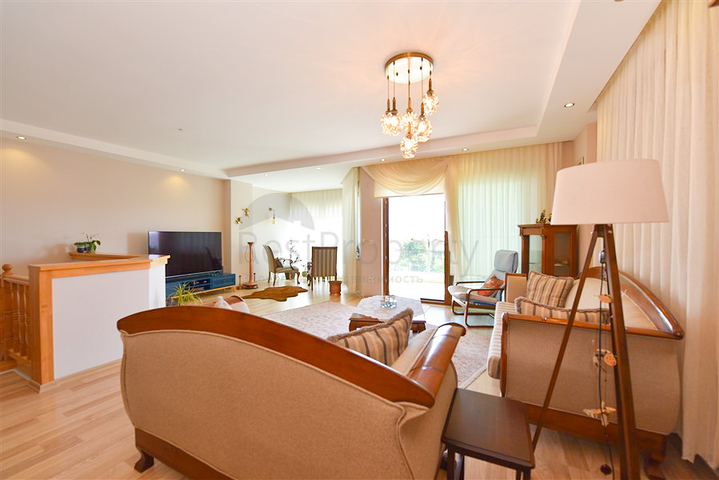 Wohnung zum Verkauf 3+1 im Zentrum von Alanya Wohnung zum Verkauf 3+1 im Zentrum von Alanya