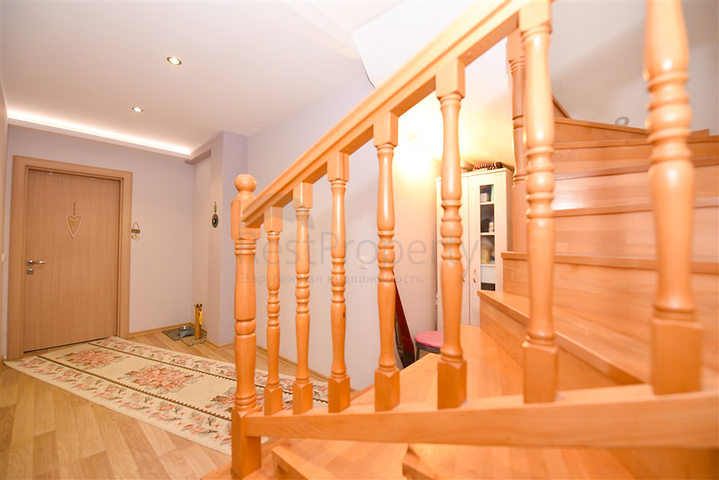 Wohnung zum Verkauf 3+1 im Zentrum von Alanya Wohnung zum Verkauf 3+1 im Zentrum von Alanya
