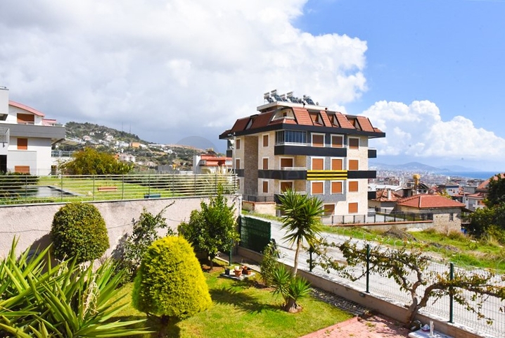 Wohnung zum Verkauf 3+1 im Zentrum von Alanya Wohnung zum Verkauf 3+1 im Zentrum von Alanya