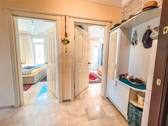 Möblierte 2+1-Wohnung in Mahmutlar