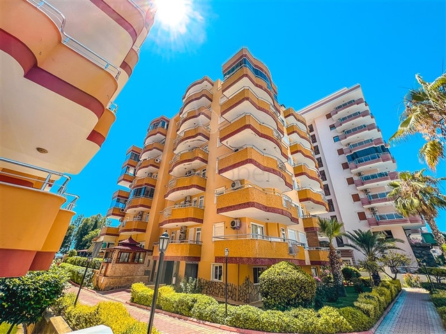 Möblierte 2+1-Wohnung in Mahmutlar