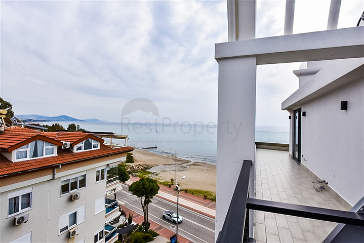 Schickes Penthouse mit Panoramablick auf das Meer im Herzen von Alanya