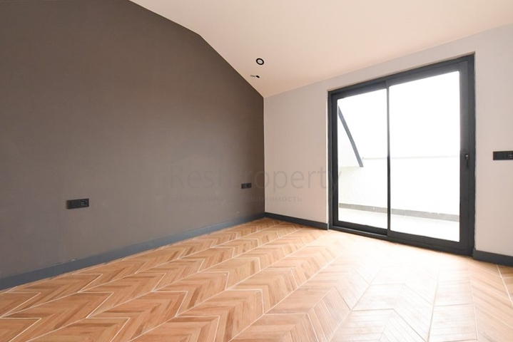 Apartment 4+1 in Oba 