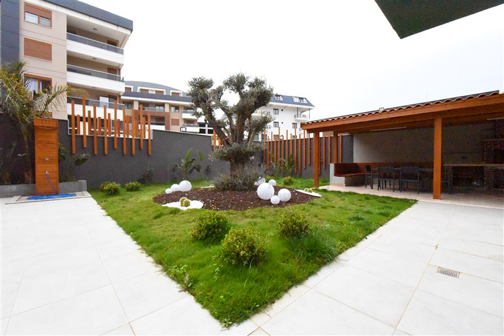 Apartment 4+1 in Oba 