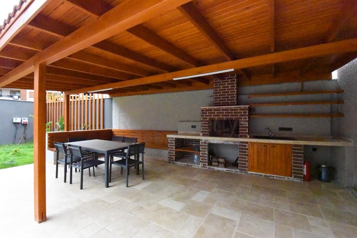 Apartment 4+1 in Oba 