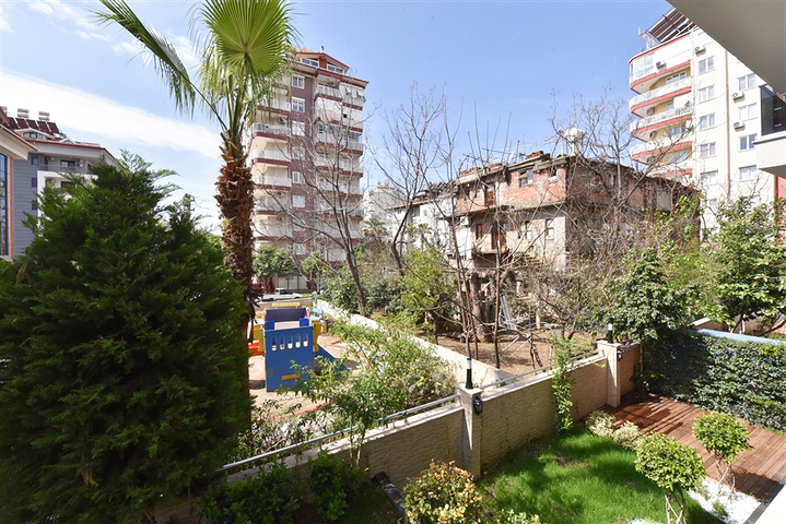 Gartenduplex auf Cleopatra