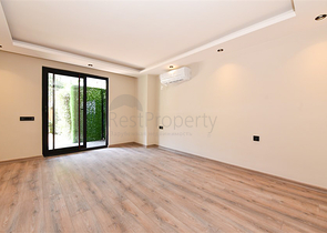 Gartenduplex auf Cleopatra