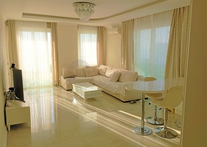 2+1 Wohnung im Stadtteil Mahmutlar mit Panoramablick auf das Meer