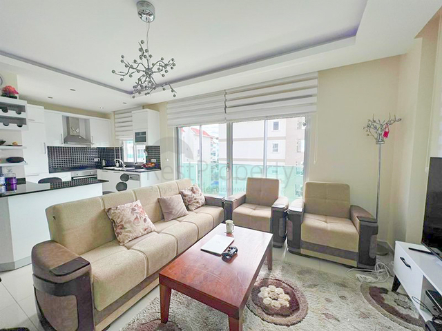 1+1 möblierte Wohnung mit Meerblick im Stadtteil Kestel