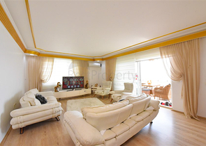 2+1 Wohnung in der ersten Zeile im Stadtteil Mahmutlar