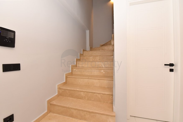 Geräumiges 3+1 Penthouse im Stadtteil Kestel