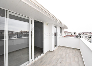 Geräumiges 3+1 Penthouse im Stadtteil Kestel