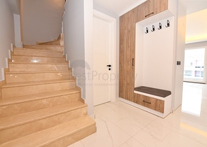 Geräumiges 3+1 Penthouse im Stadtteil Kestel