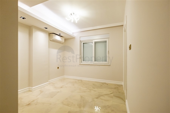 Dreizimmerwohnung in einem neuen Komplex