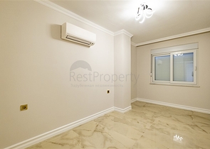 Dreizimmerwohnung in einem neuen Komplex