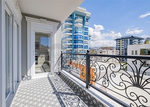 Dreizimmerwohnung in einem neuen Komplex