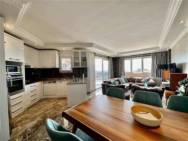 2+1 Wohnung mit herrlichem Meerblick