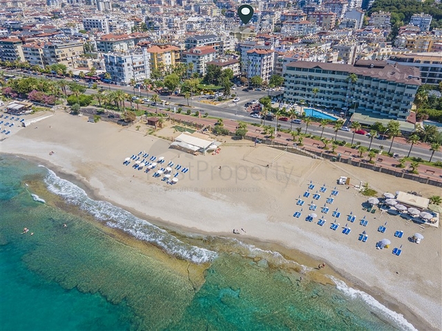 1+1 Wohnung im Zentrum von Alanya in einer Entfernung von 200 Metern zum Meer