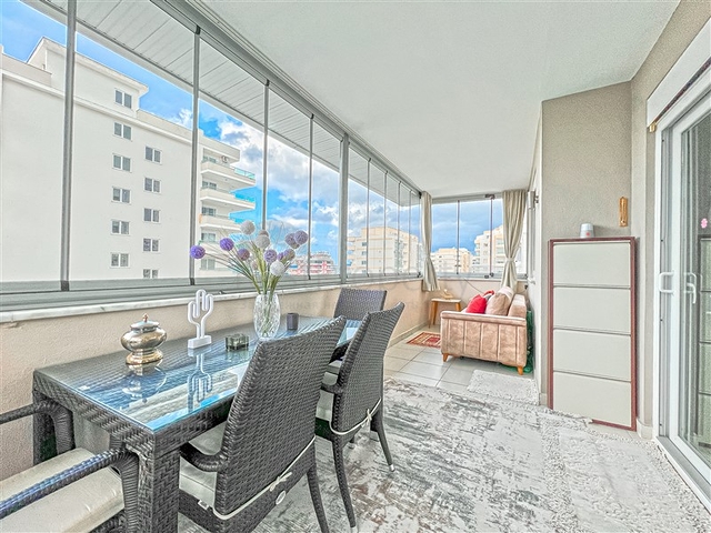 Penthouse mit 2+1 Grundriss im Stadtteil Mahmutlar