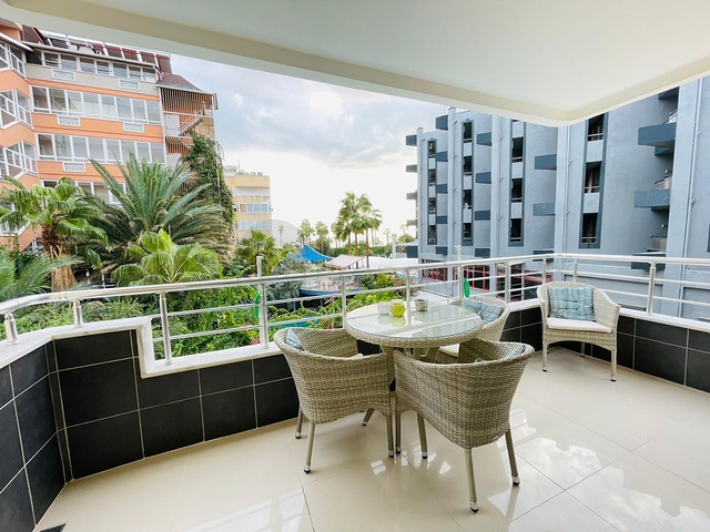 Wohnung 100 Meter vom Meer entfernt mit 1+1 Grundriss in der exklusiven Gegend von Oba