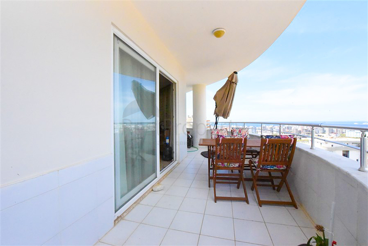 Möblierte 2+1-Wohnung in Mahmutlar