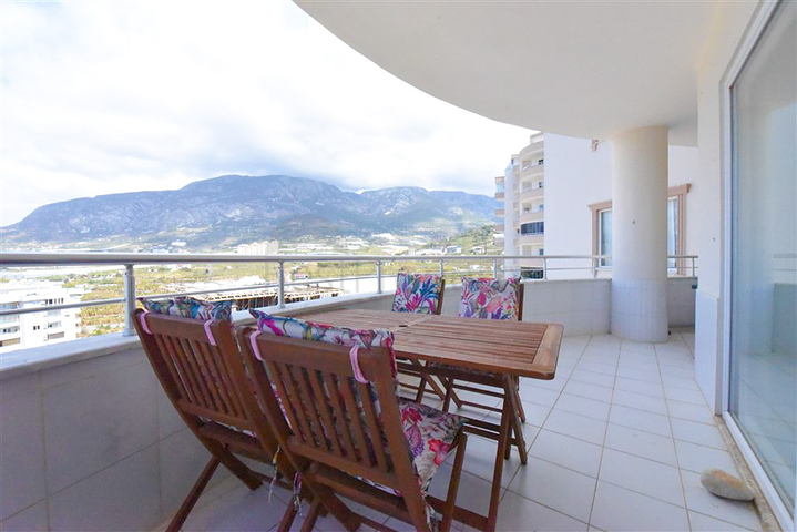 Möblierte 2+1-Wohnung in Mahmutlar