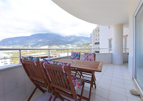 Möblierte 2+1-Wohnung in Mahmutlar