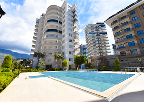 Möblierte 2+1-Wohnung in Mahmutlar