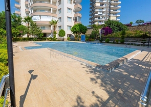 Möblierte 2+1-Wohnung in Mahmutlar