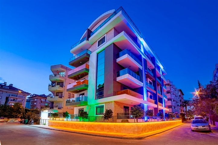 Geräumige 3+1 Wohnung im Zentrum von Alanya