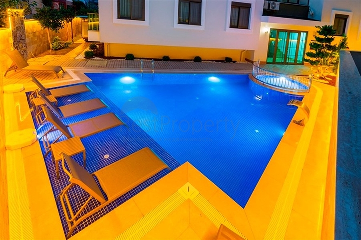 Geräumige 3+1 Wohnung im Zentrum von Alanya