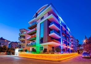 Geräumige 3+1 Wohnung im Zentrum von Alanya