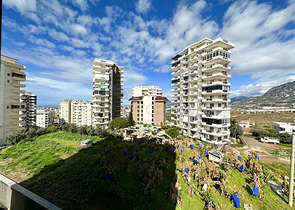 1+1 Wohnung in einem im Bau befindlichen Haus im Stadtteil Mahmutlar