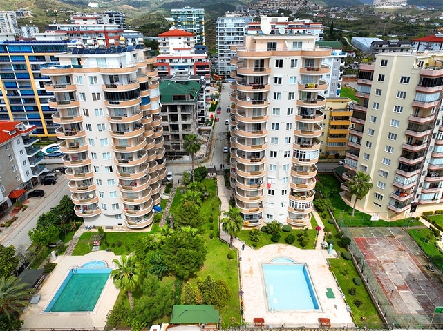 Geräumiges 3+1 Penthouse im Stadtteil Mahmutlar