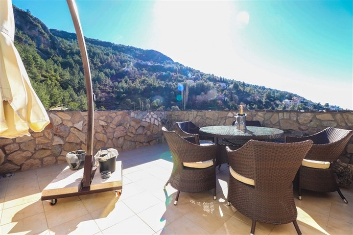 3+1 Penthouse mit herrlichem Meerblick in der malerischen Gegend von Bektas 3+1 Penthouse mit herrlichem Meerblick in der malerischen Gegend von Bektas