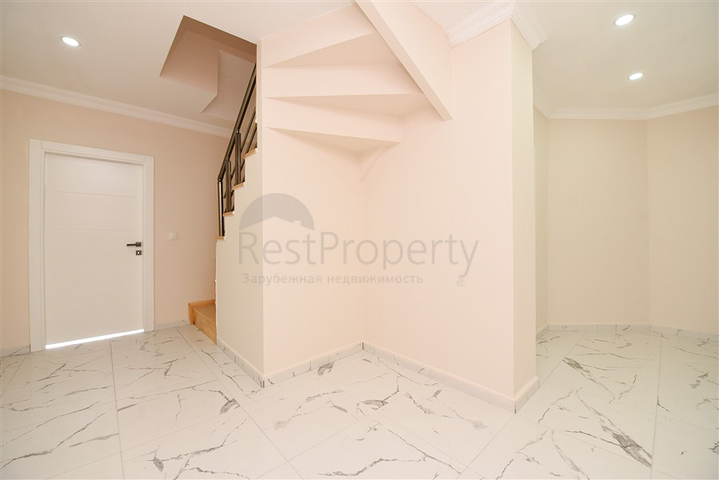 Geräumiges Penthouse mit Meerblick im Zentrum von Alanya