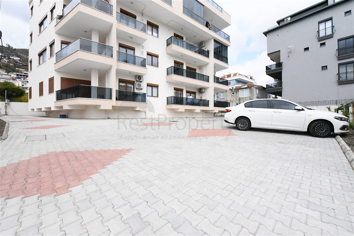 Geräumiges Penthouse mit Meerblick im Zentrum von Alanya